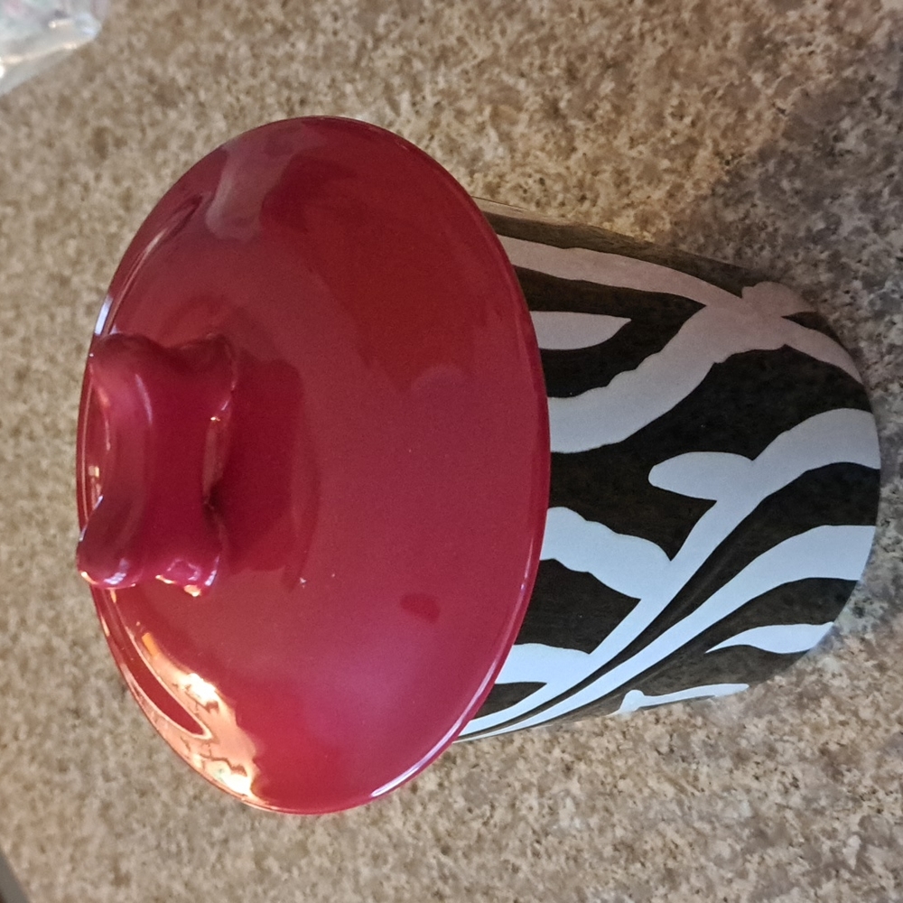 DOG SNACK CANISTER